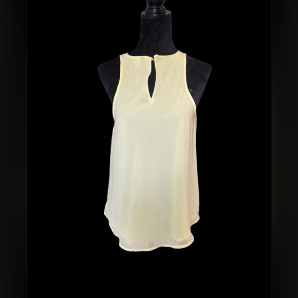 H&M - Picture 1 of 4